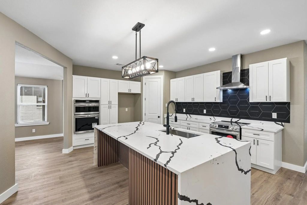 3337 Whirlaway Road, Dallas