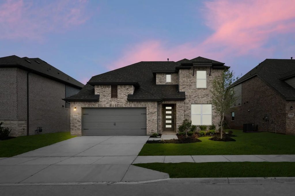 17216 Oxborough Drive, Fort Worth