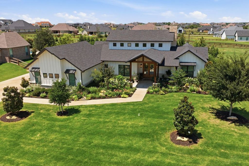 3300 Dovehill Drive, Northlake