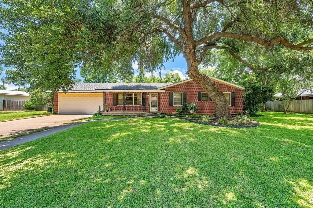 421 Bellaire Drive, Woodway