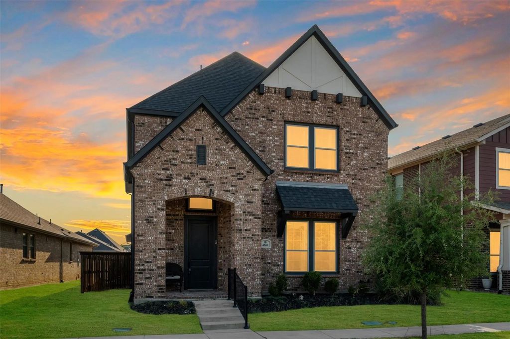 4861 Claire Lane, Fairview