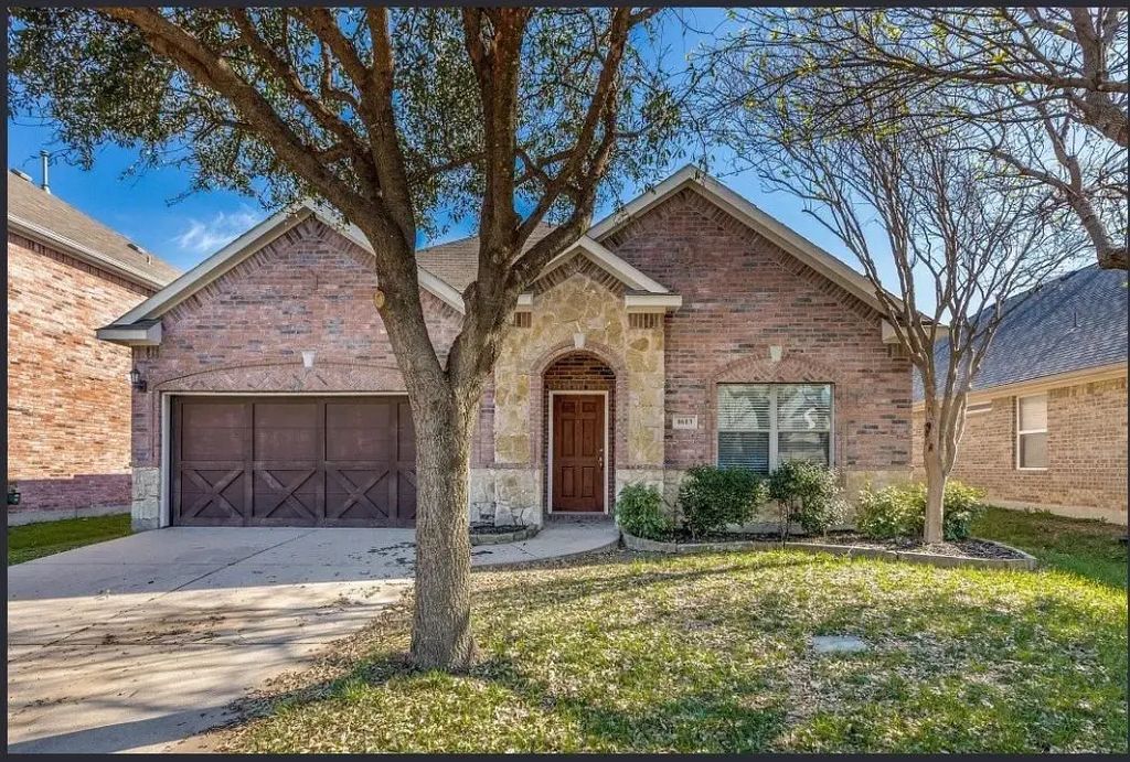 1613 Castle Creek Drive, Little Elm