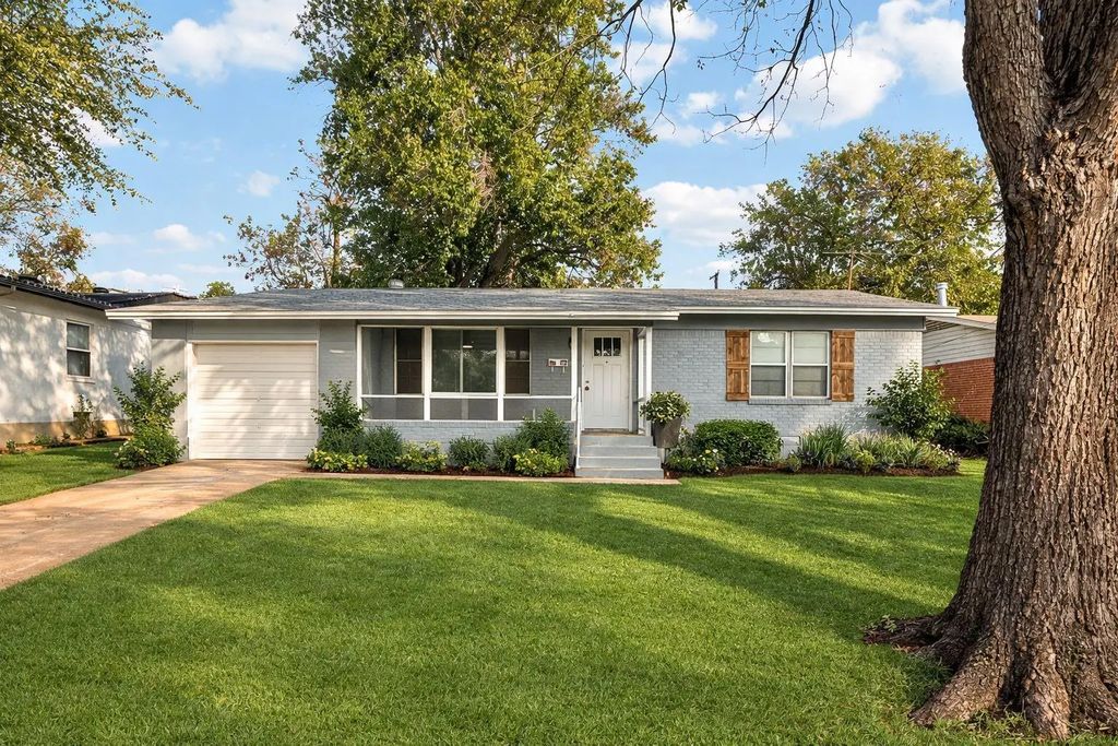 10042 Brockbank Drive, Dallas