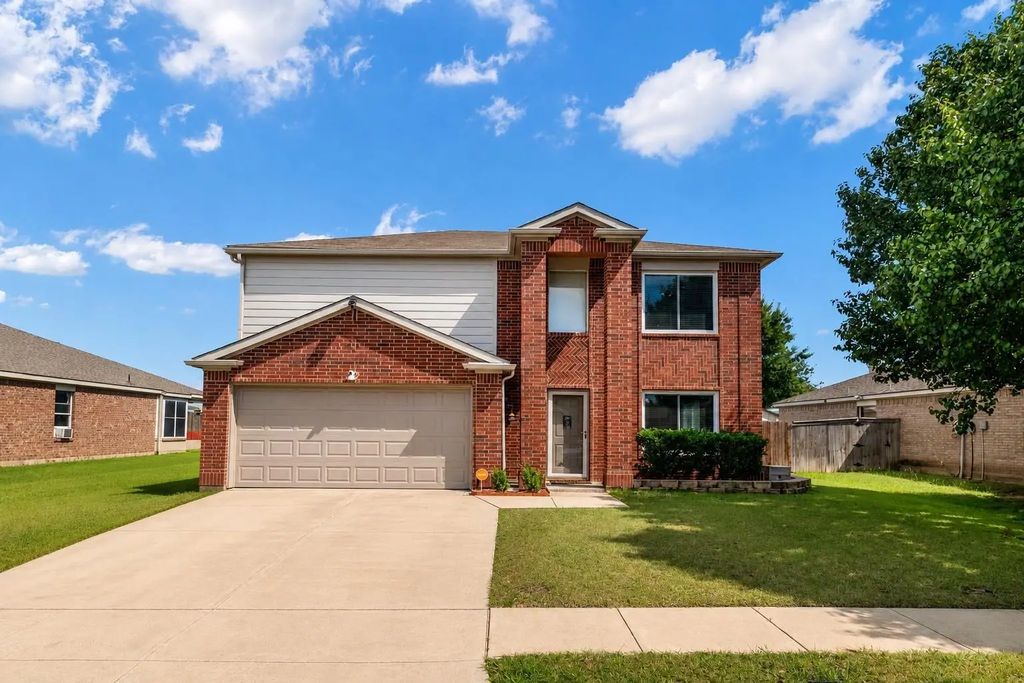 1402 Anglican Drive, Arlington