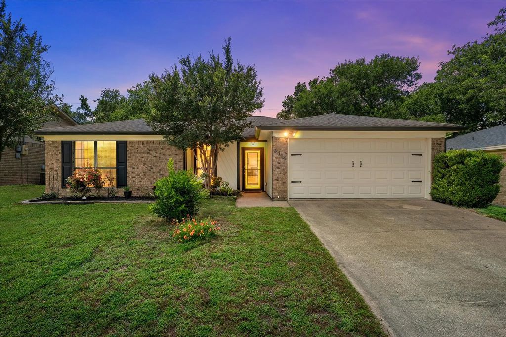 2111 Skylark Drive, Waco