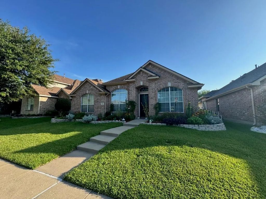 1609 Woodhaven Court, Allen