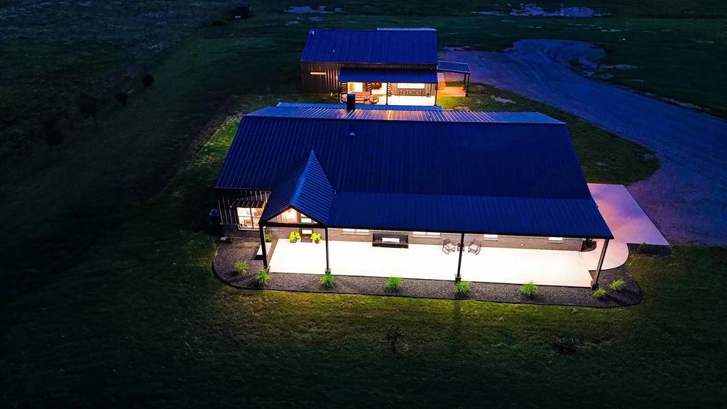 1560 Lacy Drive, Lipan