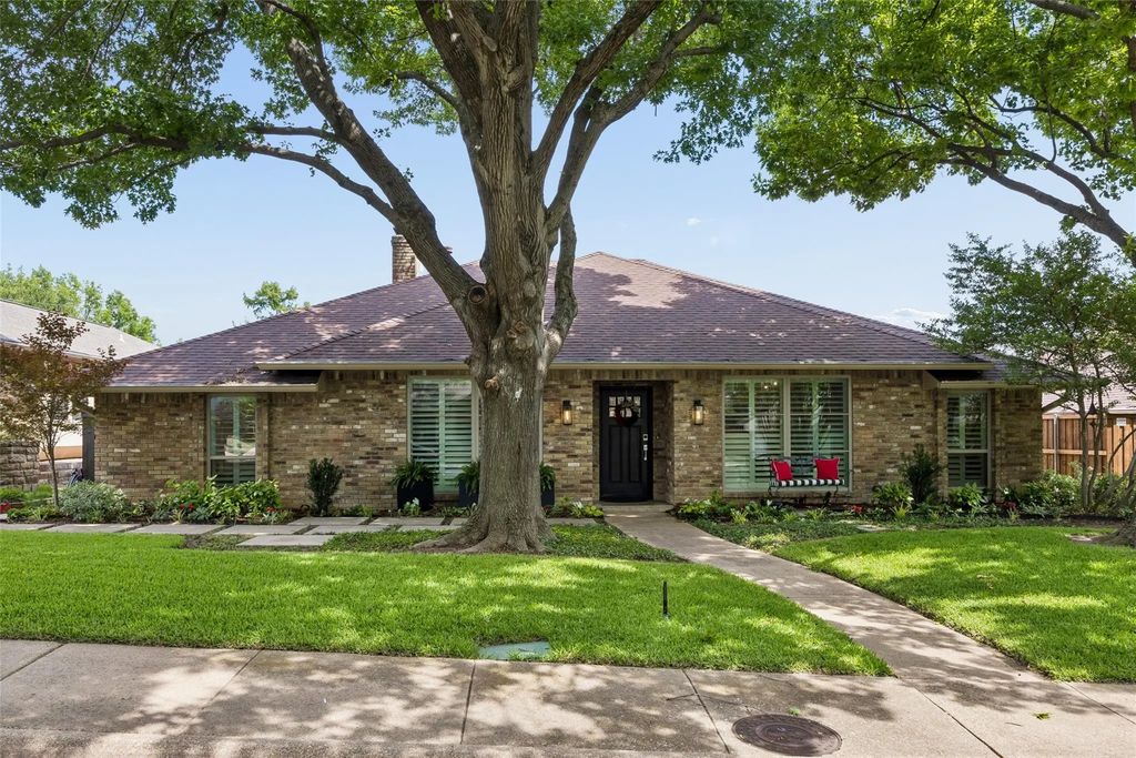 7104 Claybrook Drive, Dallas
