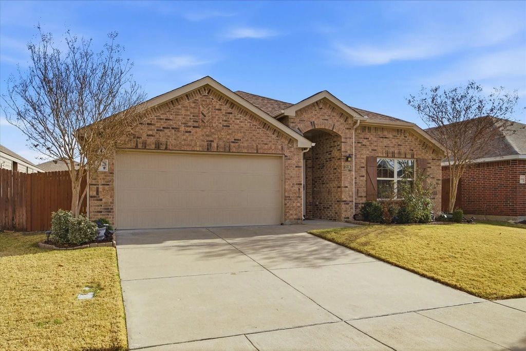 2128 Danibelle Drive, Forney