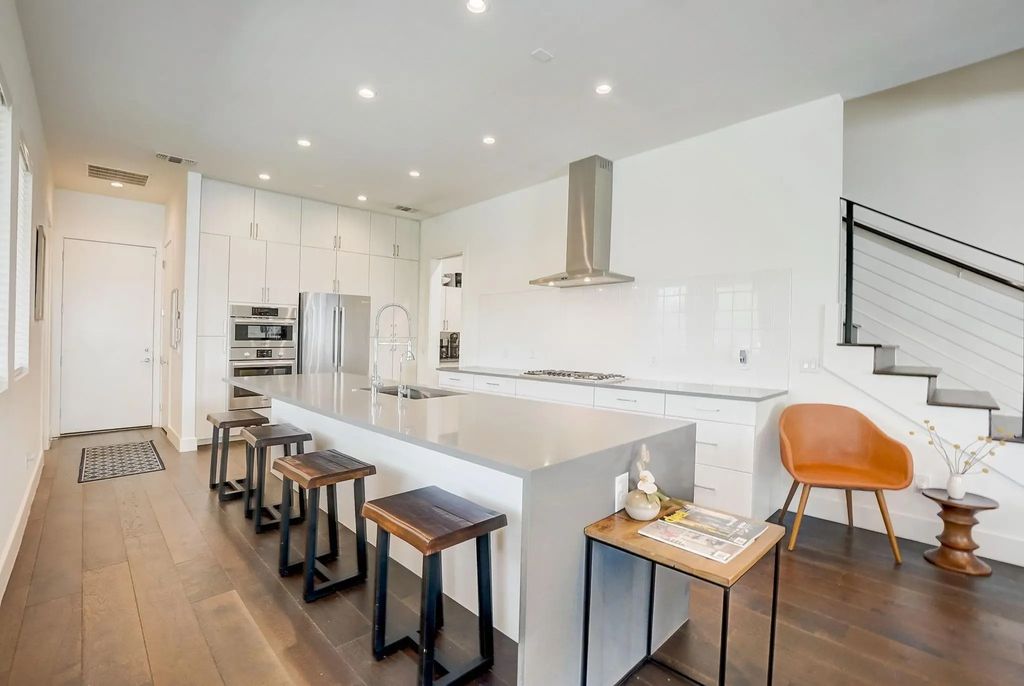 3312 Walchard Court, Dallas