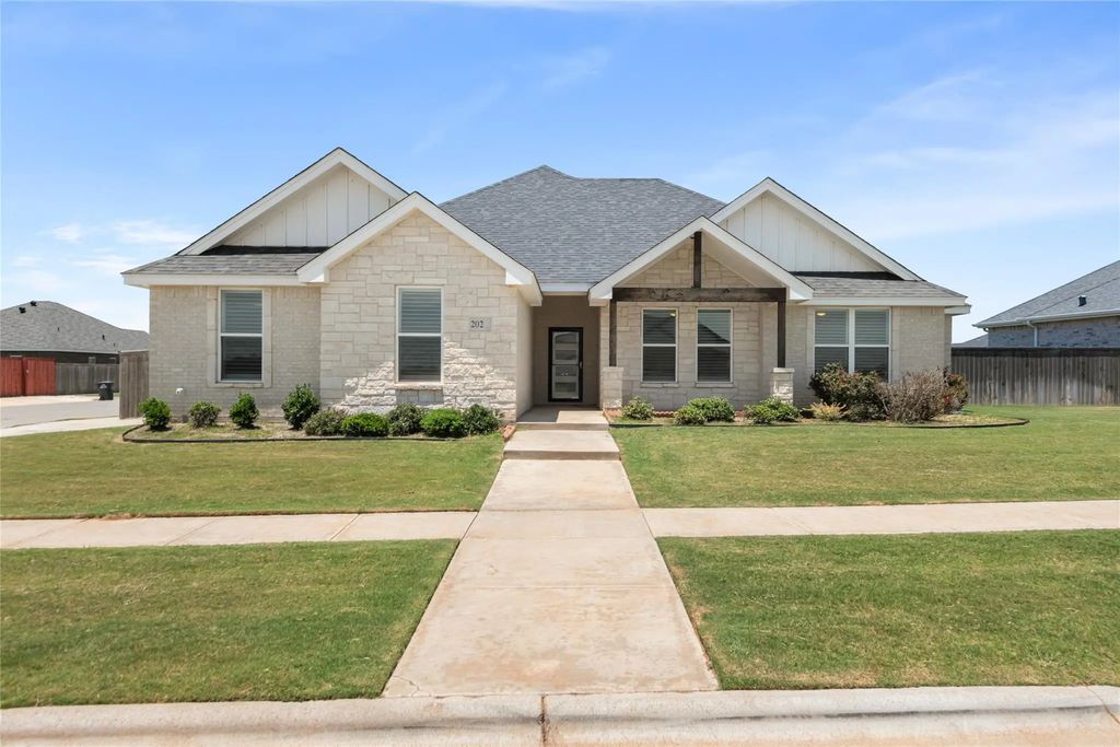 202 Blackhawk Drive, Abilene