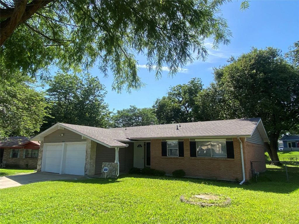 7924 Silverdale Drive, Dallas