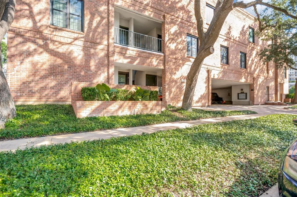3905 Gilbert Avenue A, Dallas