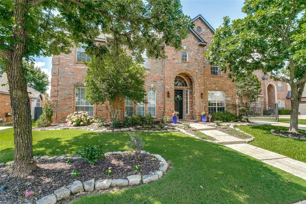 1302 Cumberland Drive, Keller
