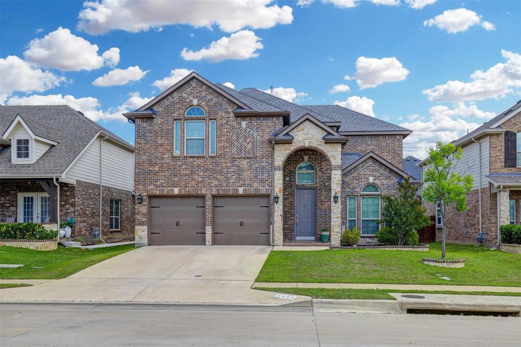 9404 Chuparosa Drive, Fort Worth