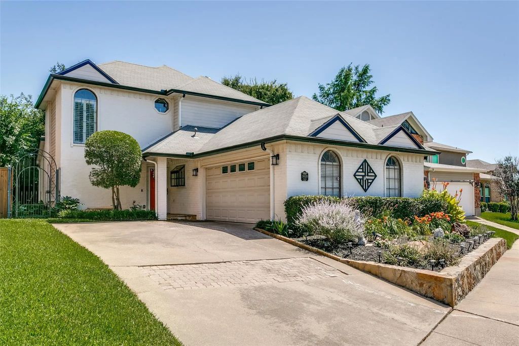 3020 Everest Drive, Bedford