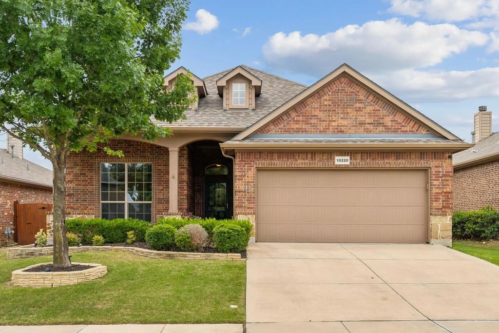 10220 Humboldt Bay Trail, Fort Worth