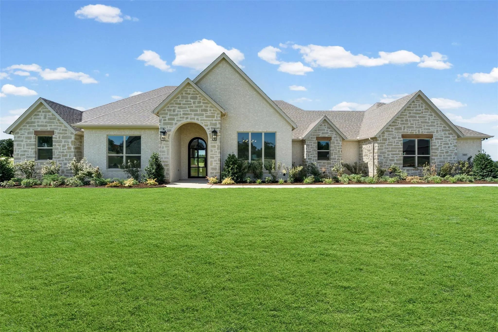 Photo of Listing #21288872