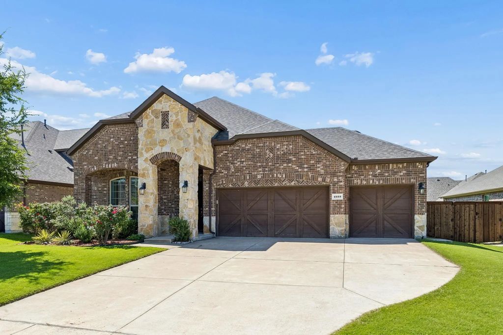 1333 Benavites Drive, Little Elm