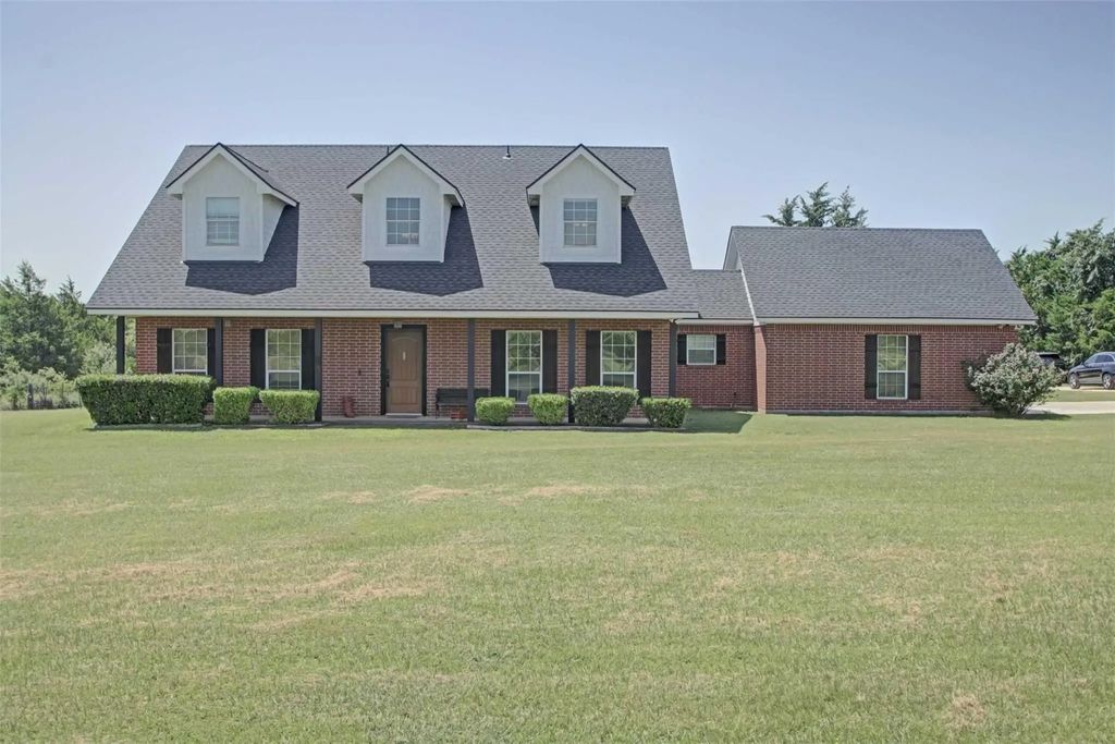 2800 County Road 314, Cleburne