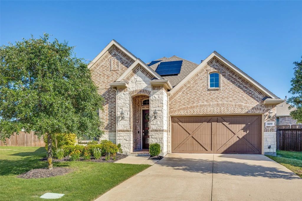 8213 Centipede Court, Dallas