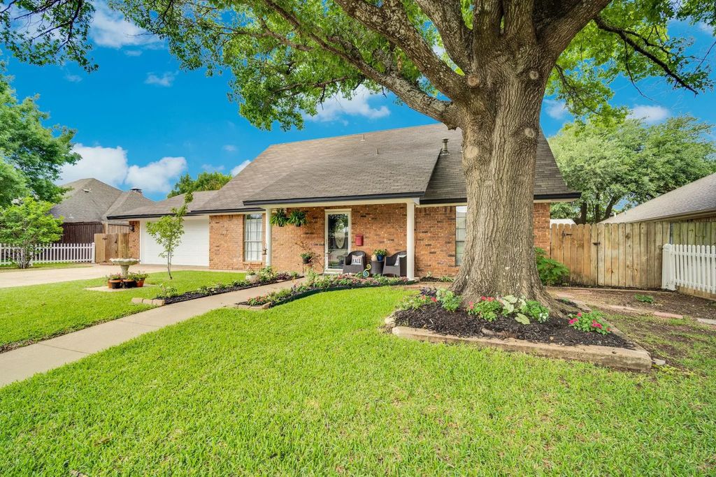 1647 E Pleasant Drive, Midlothian