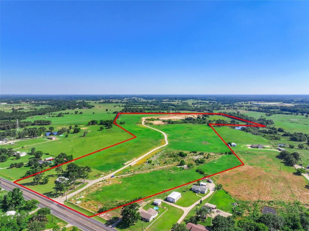 3238 E Hwy 11, Sulphur Springs
