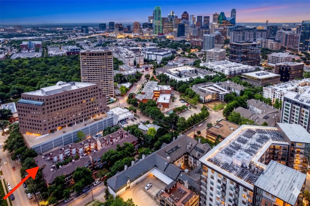 3100 Cole Avenue 216, Dallas