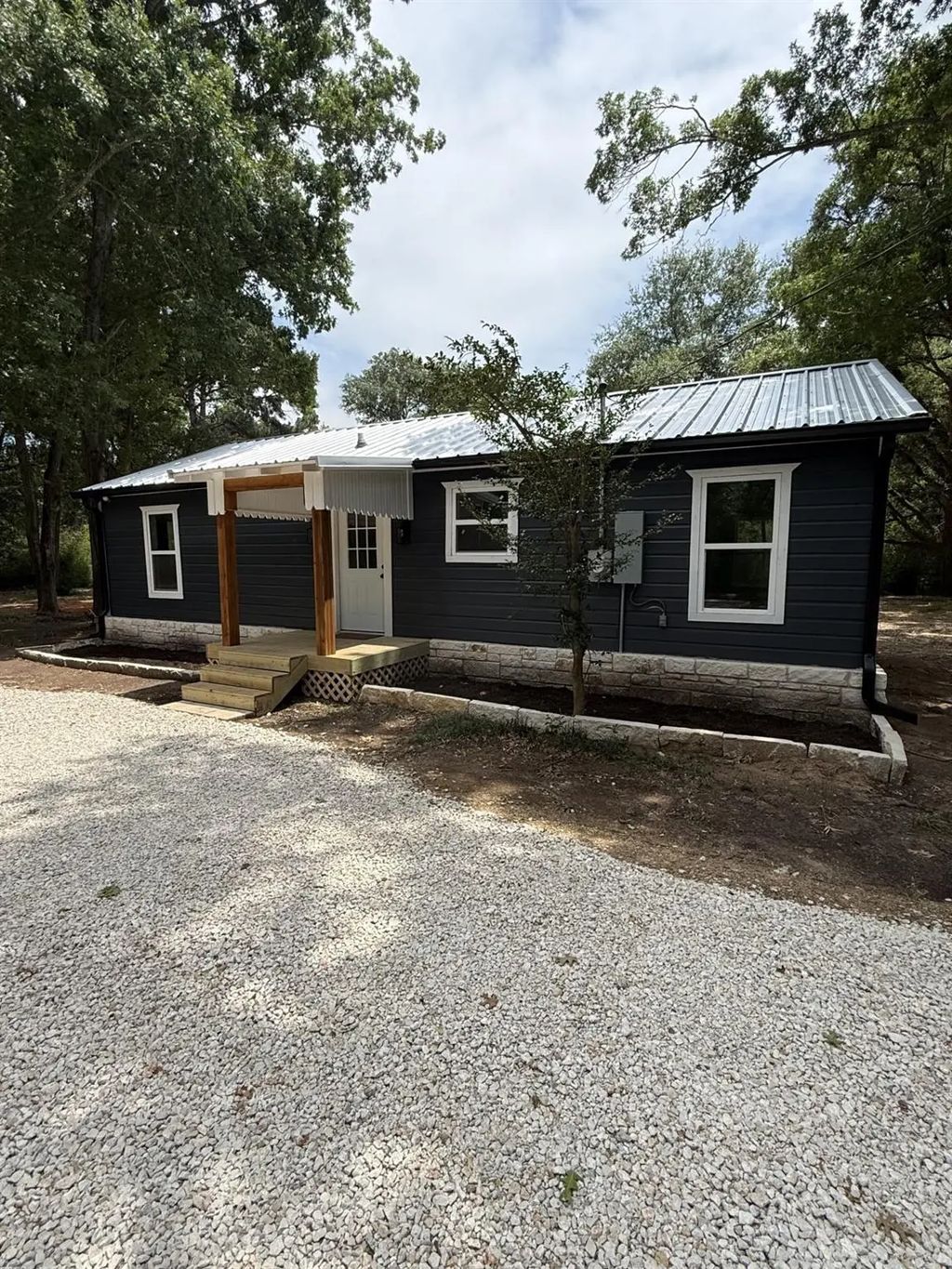 3764 N Hwy 14, Mexia