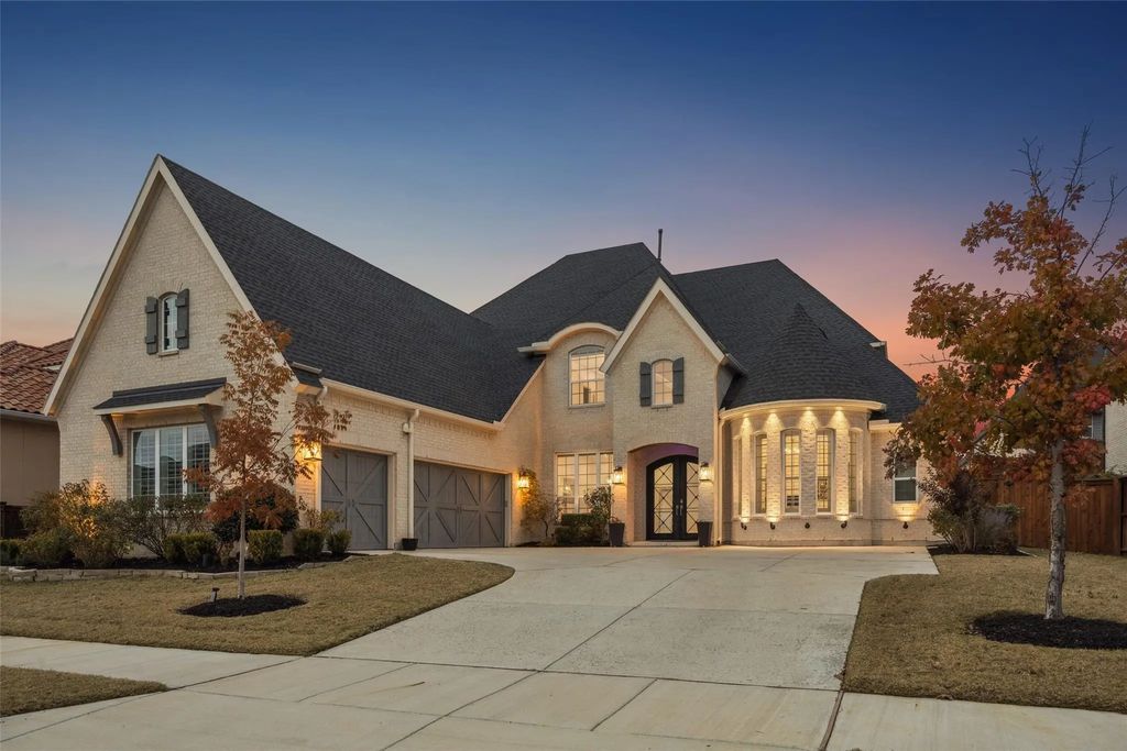 466 Dancing Water Drive, Frisco
