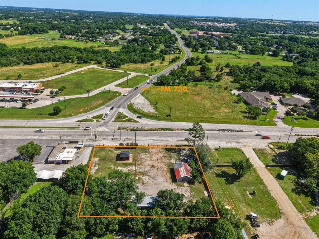 2040 Fort Worth Highway, Weatherford