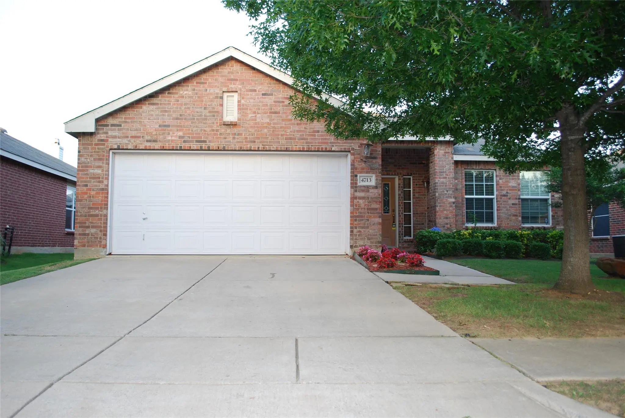 Photo of Listing #21289199