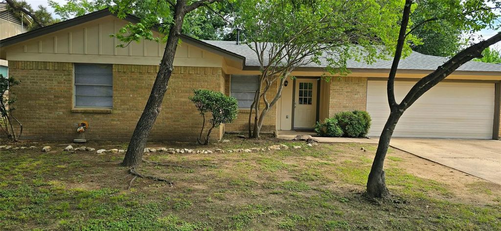3217 Oriole Lane, Denton