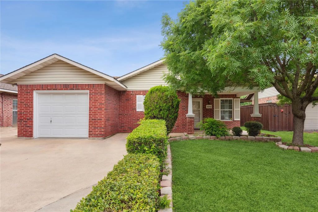 4043 Gray Oak Place, Dallas