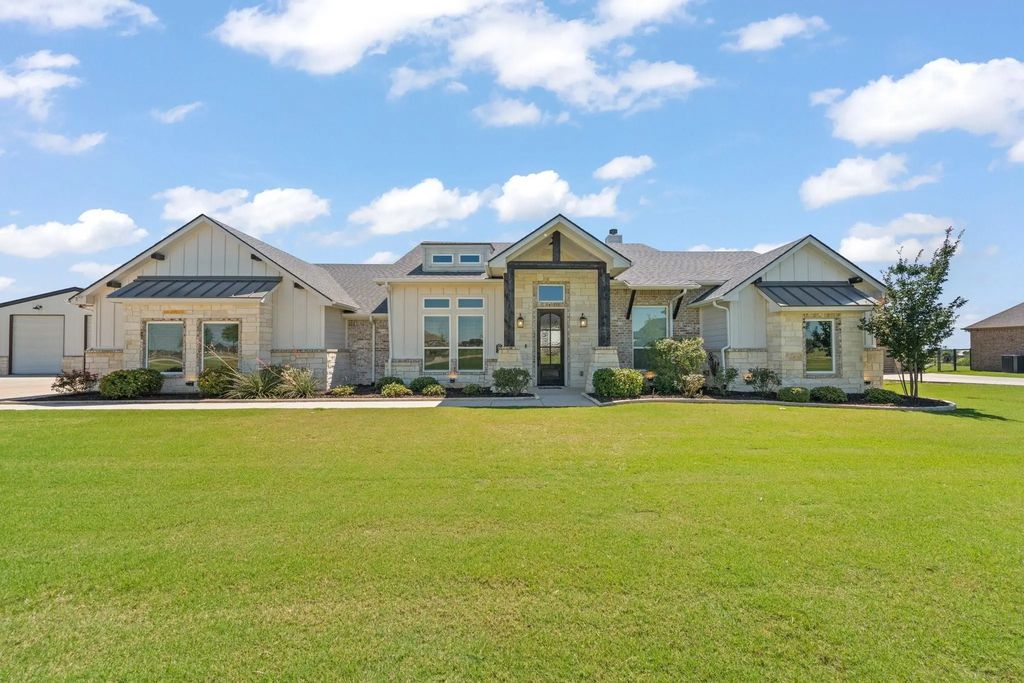 9615 Lynx Crossing, Godley