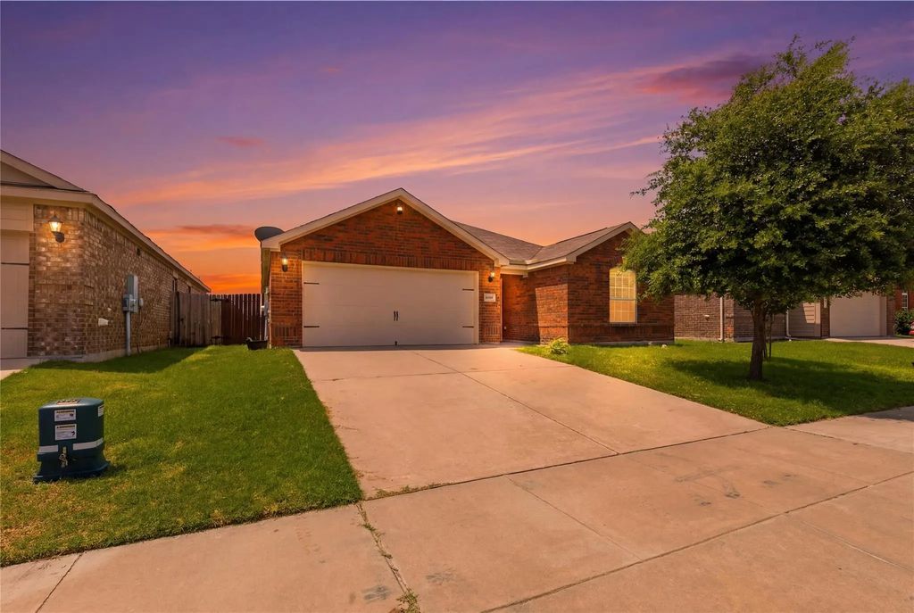 6205 Verdon Gorge Drive, Fort Worth