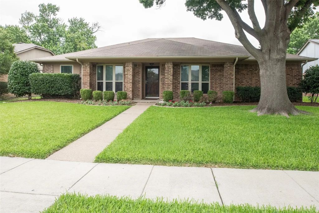 4029 Cavalry Drive, Plano