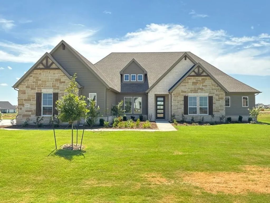 12417 Hornfels Drive, Krum