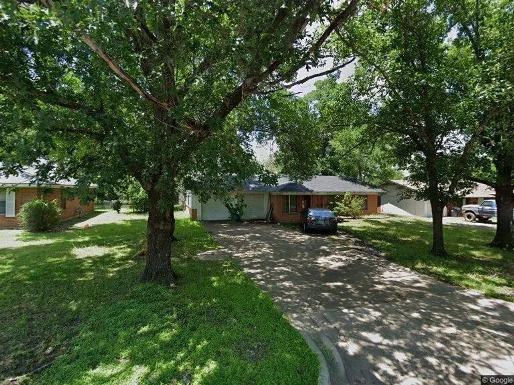 1418 Arlington Drive, Corsicana