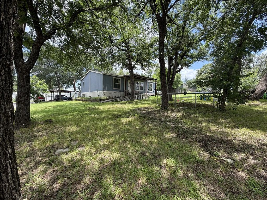 6112 Big Wood Court, Fort Worth