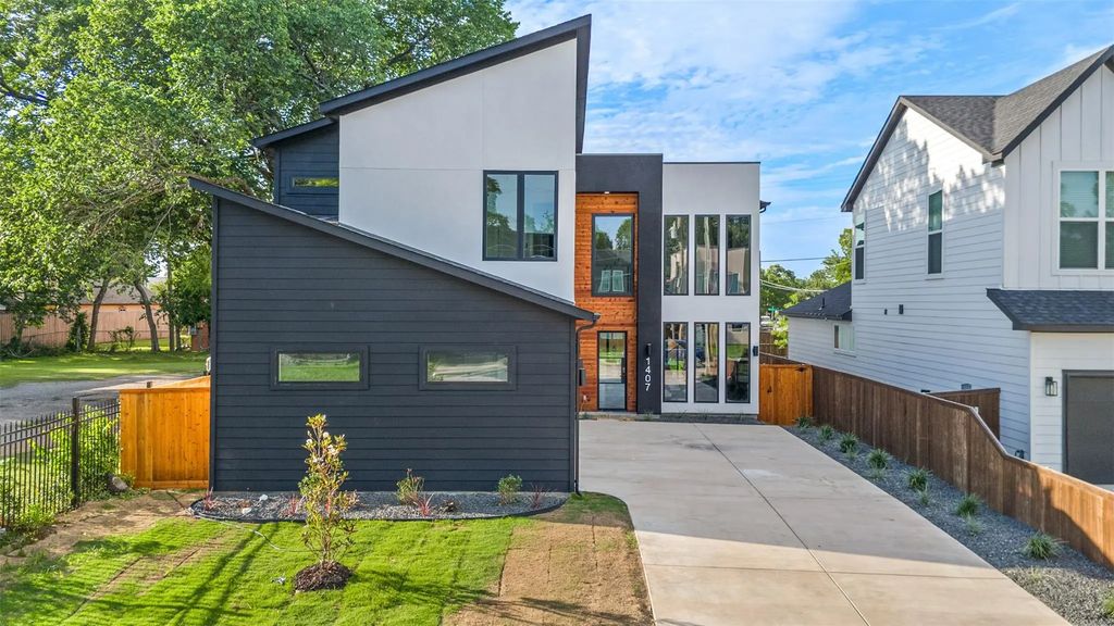 1407 Pueblo Street, Dallas