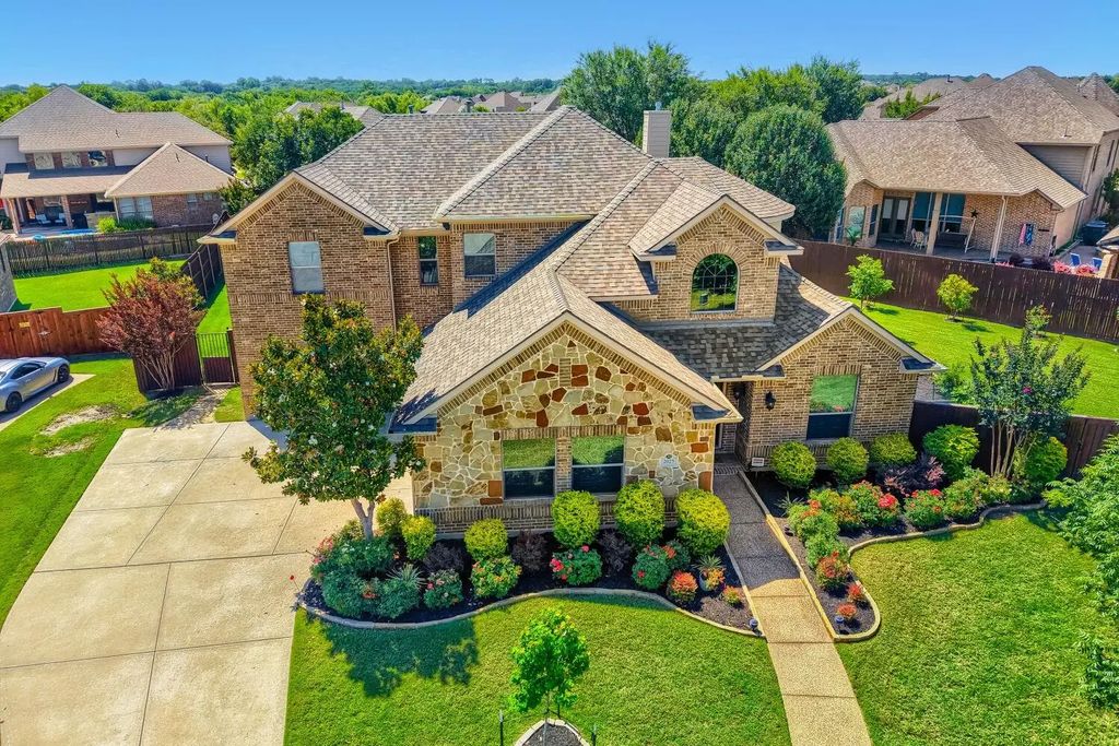 2025 Lewis Crossing Court, Keller