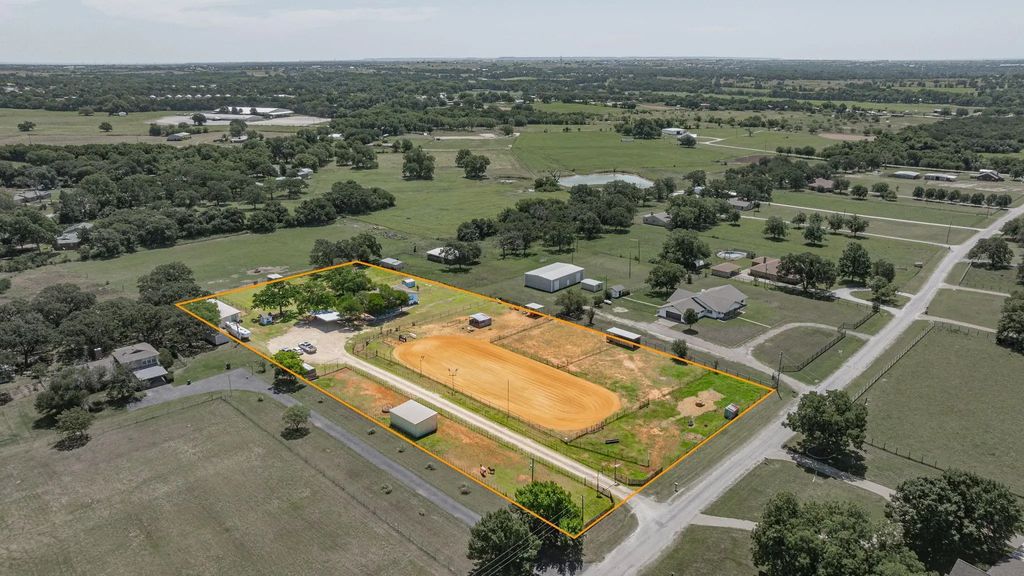 533 County Road 484, Stephenville
