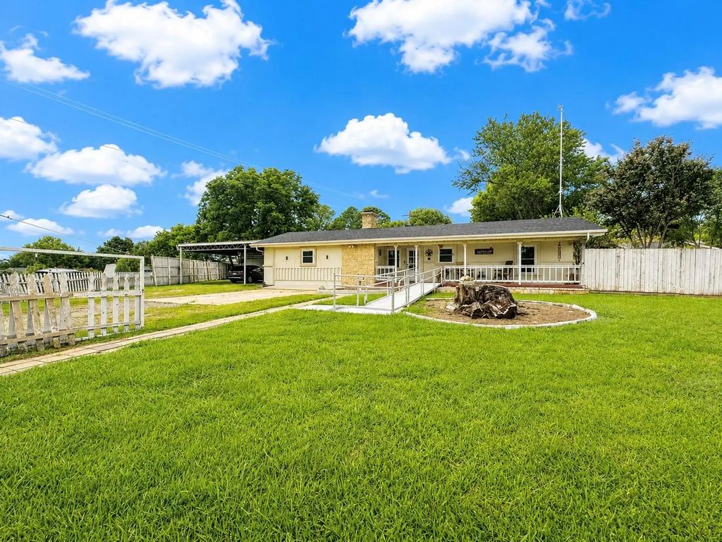 245 Harris Road, East Tawakoni