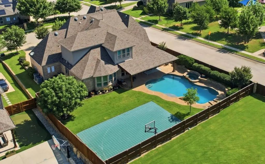 4001 Badenoch Way, Flower Mound