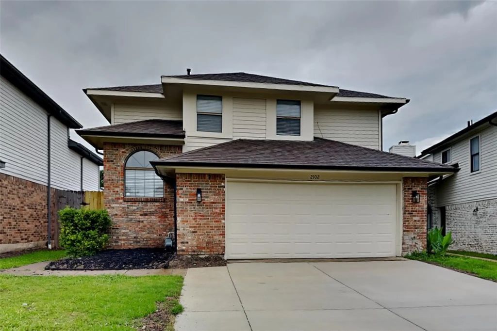 2102 Holly Hill Lane, Carrollton