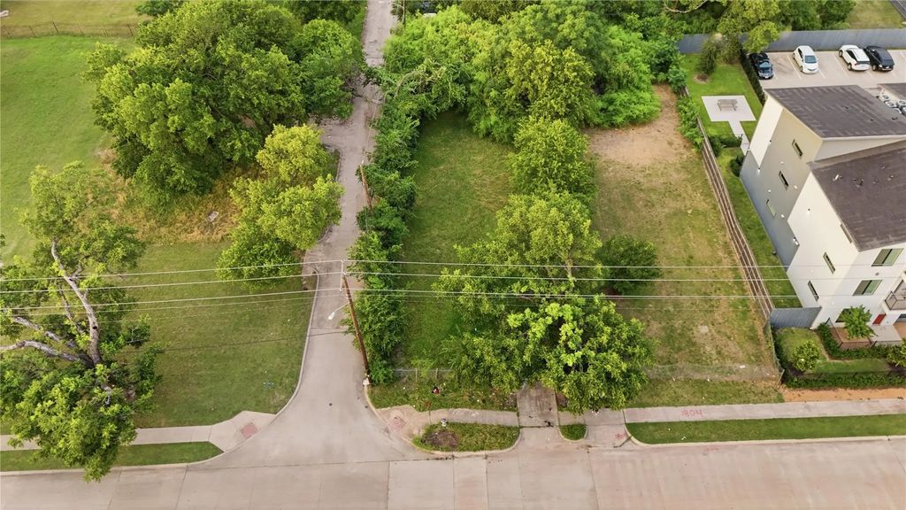 1800 S Trunk Avenue, Dallas