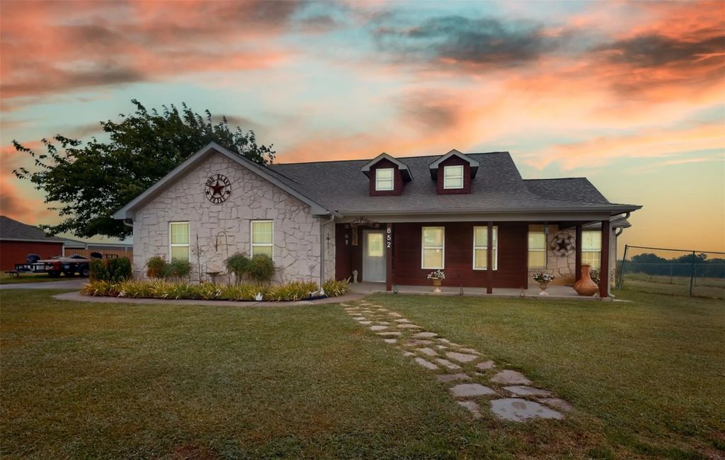 852 Stark Lane, Sherman
