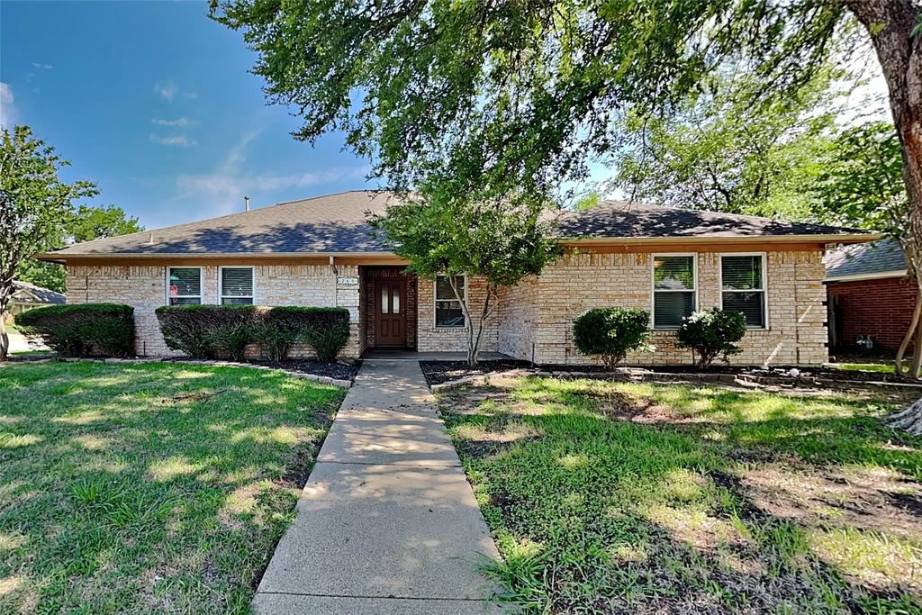 260 Rancho Grande Trail, Keller