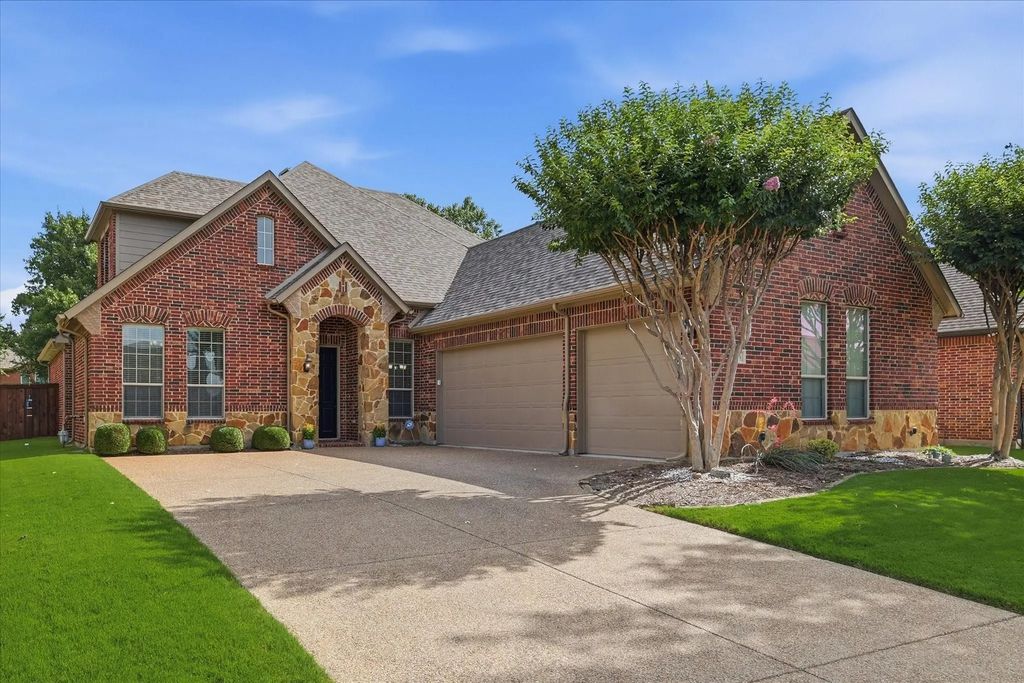1204 Sundown Drive, Flower Mound